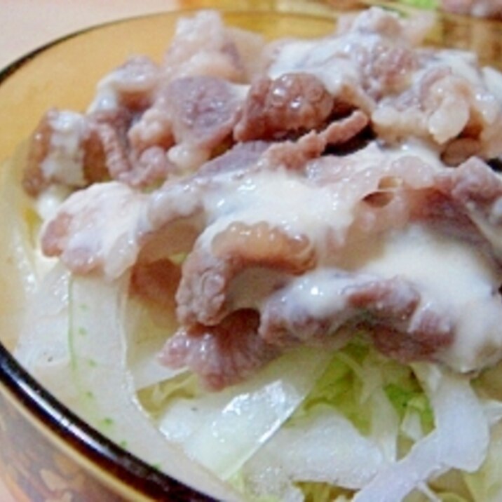 味付豚肉で冷しゃぷサラダ